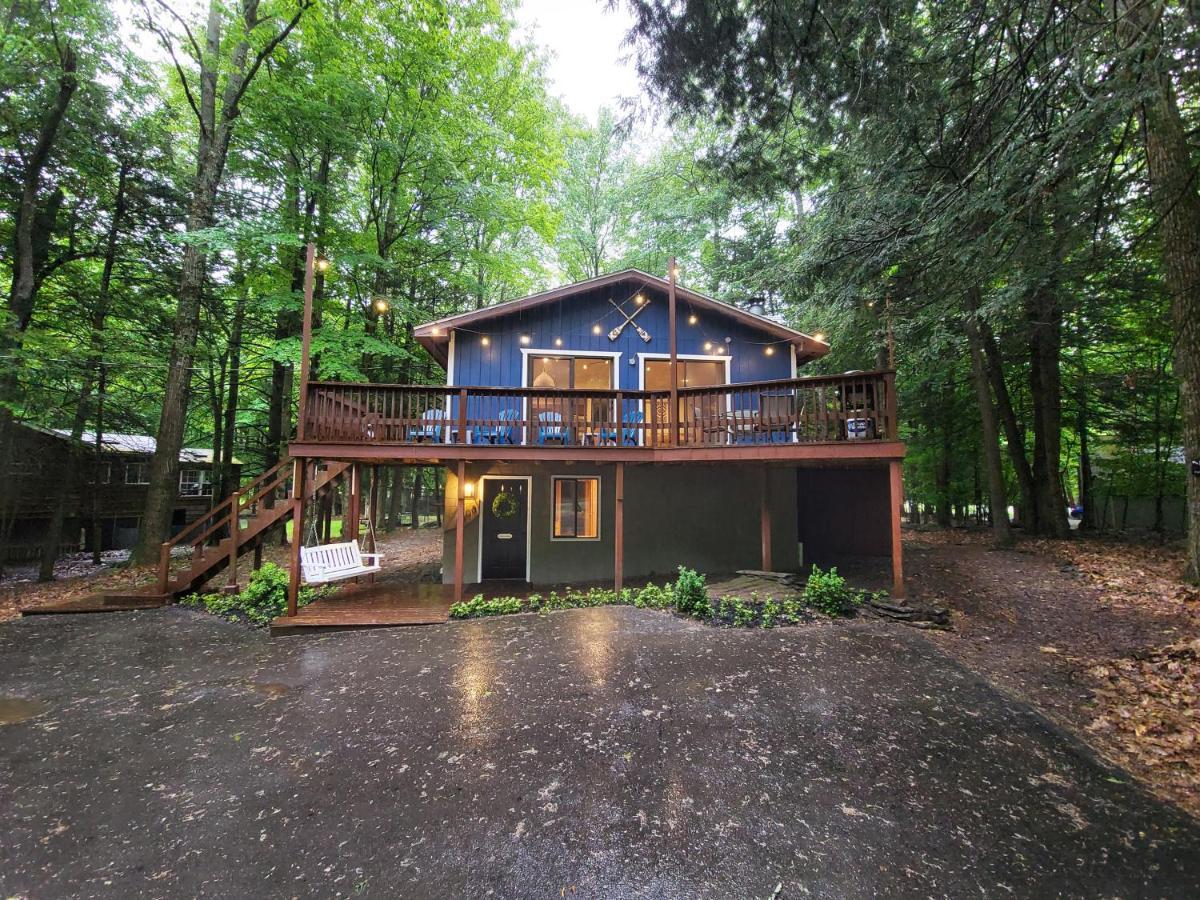 Firepit, Bbq, Ac, Indoor Pool, King Bed, Self Check In, Indoor Fireplace, Free Amenities *