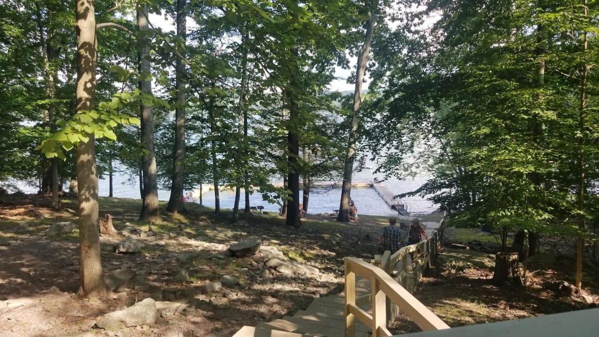Firepit, Bbq, Ac, Indoor Pool, King Bed, Self Check In, Indoor Fireplace, Free Amenities *