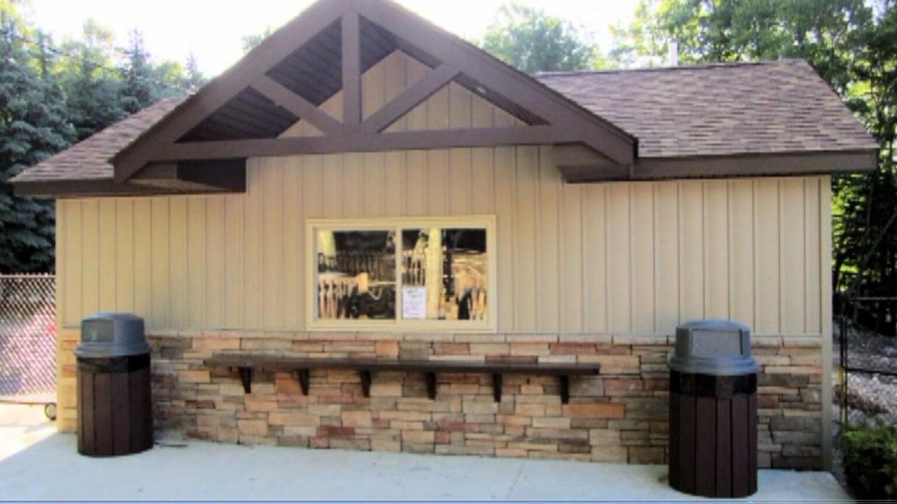 Firepit, Bbq, Ac, Indoor Pool, King Bed, Self Check In, Indoor Fireplace, Free Amenities * Lake Ariel
