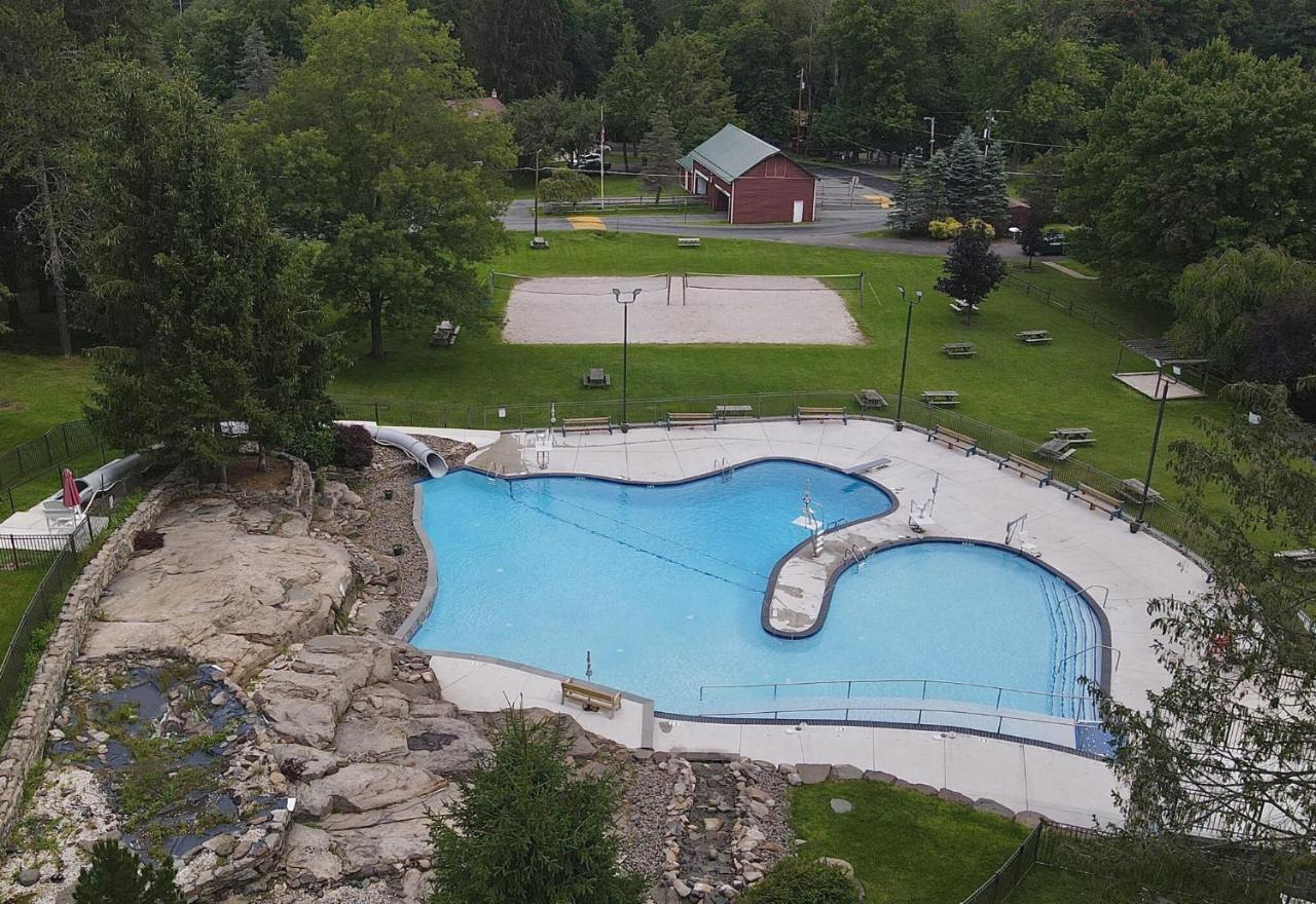 Firepit, Bbq, Ac, Indoor Pool, King Bed, Self Check In, Indoor Fireplace, Free Amenities Сasa de vacaciones *